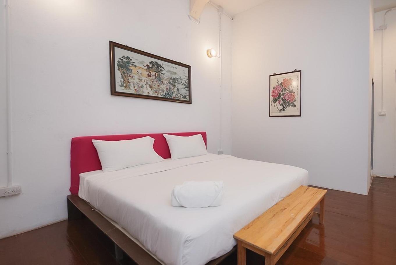 Mitr Inn Yaowarat Banguecoque Exterior foto