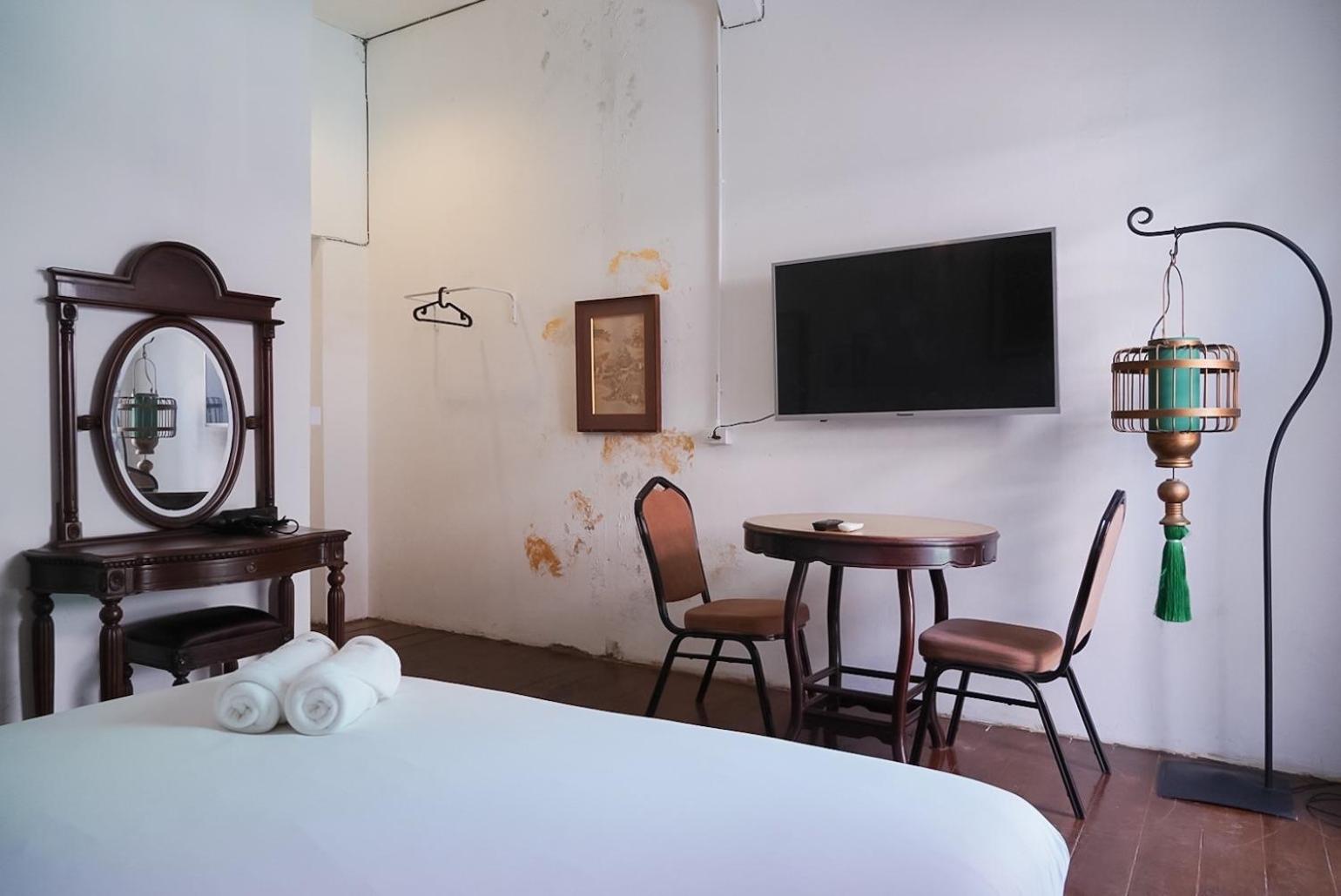 Mitr Inn Yaowarat Banguecoque Exterior foto